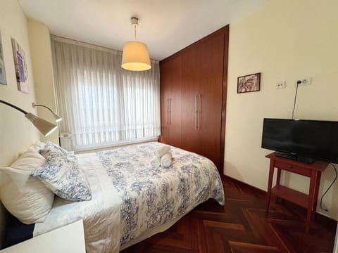 Central and Modern in the Port Apartment in Vigo