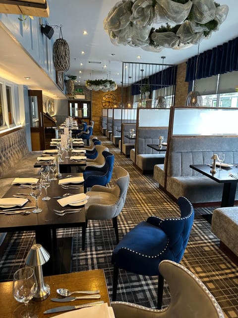 The Tudor Hotel Hotel in Airdrie