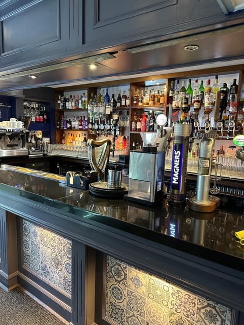 The Tudor Hotel Hotel in Airdrie