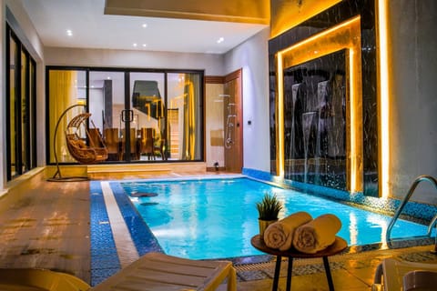 Balcony/Terrace, Pool view, Swimming pool, Swimming pool