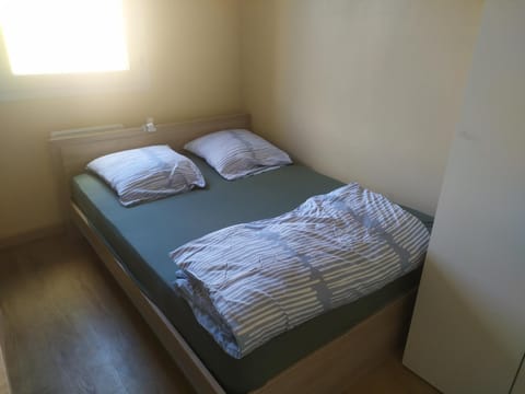 Studette COSY 2 couchages proche TOURS Apartment in Joué-lès-Tours