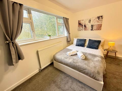 Elegant 1-Bedroom Flat, Wi-Fi, Near Oxford centre Apartment in Oxford