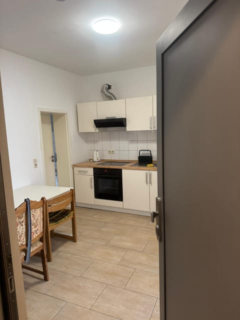 Dining area, oven, stove