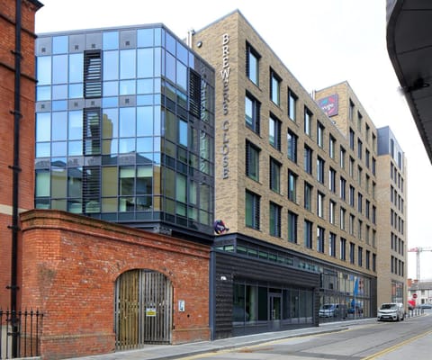 Yugo Brewers Close Apartment in Dublin