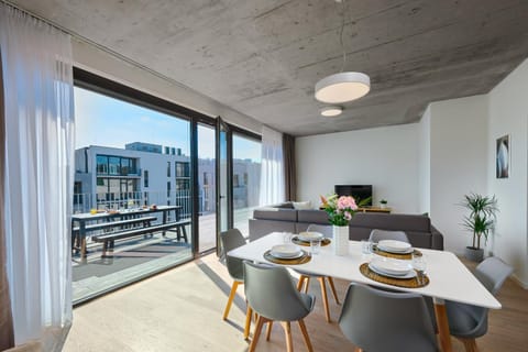 TV and multimedia, View (from property/room), Balcony/Terrace, Living room, Dining area
