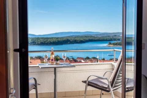 Day, Balcony/Terrace