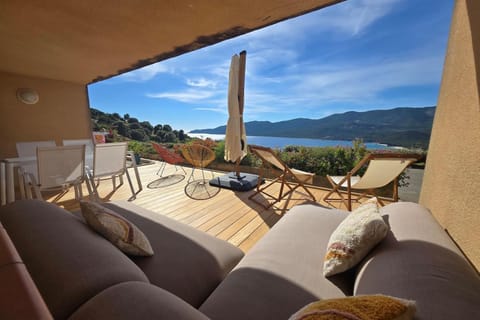 Patio, Day, Natural landscape, View (from property/room), Balcony/Terrace, Mountain view, Sea view