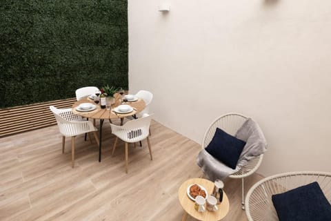 Balcony/Terrace, Seating area, Dining area