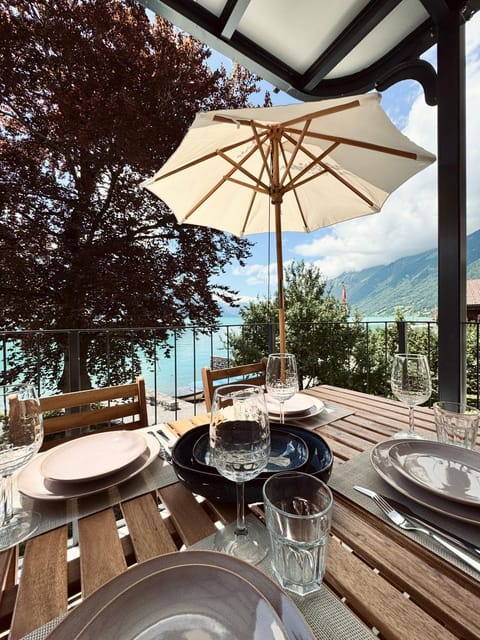 Day, Dining area, Lake view, Mountain view
