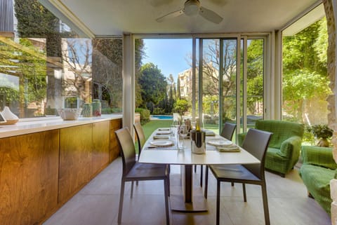 Patio, Spring, Day, Garden, Living room, Seating area, Dining area, Garden view, Pool view, Swimming pool