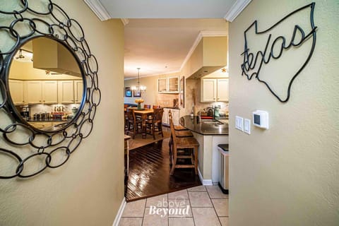 Island Castle House in Lago Vista