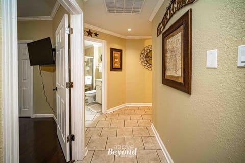 Island Castle House in Lago Vista