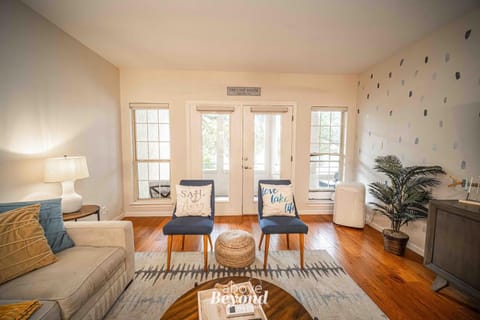 Meet Me At The Lake House in Lago Vista