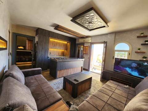 Communal lounge/ TV room, TV and multimedia, Kitchen or kitchenette