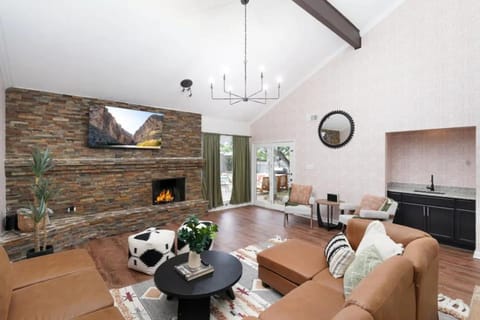 Hidden Oasis Mini Golf MovieRoom POOL House in San Antonio