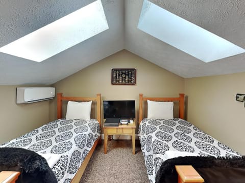 Happy Time House in McHenry