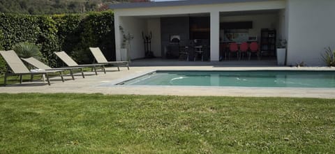 Garden, Swimming pool, Swimming pool, sunbed