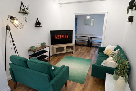 Living room, Diving