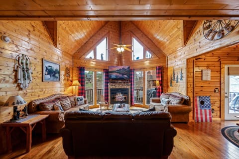 Pigeon Forge Cabin, Pet-friendly, Prime Location Cabin in Pigeon Forge