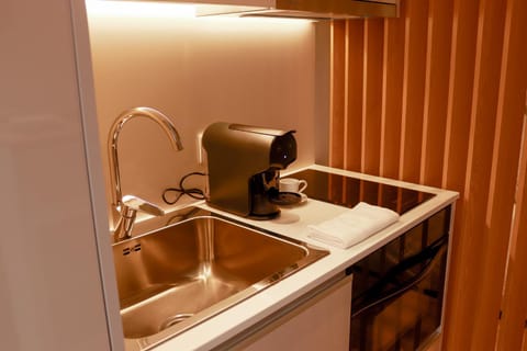 Coffee/tea facilities, Kitchen or kitchenette