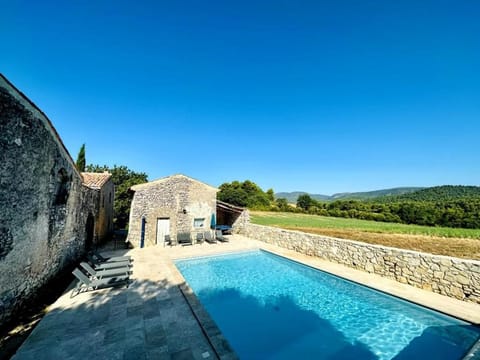 Patio, Day, Natural landscape, Mountain view, Pool view, Swimming pool, sunbed