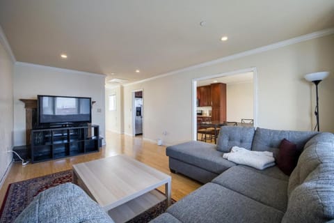 Affordable Dorm Daly City Hostel in Daly City