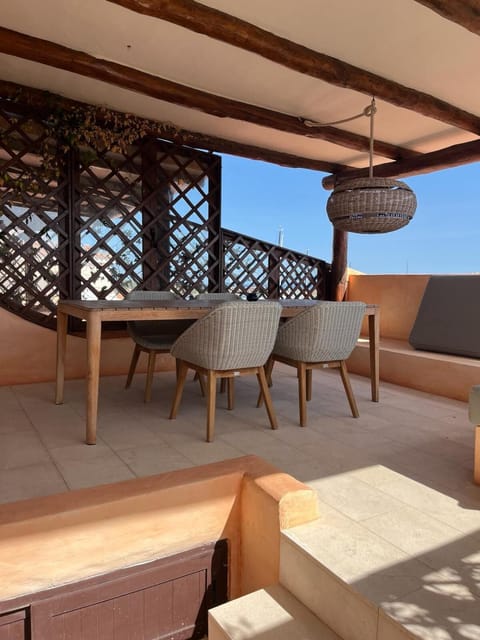 Patio, View (from property/room), Balcony/Terrace, Dining area