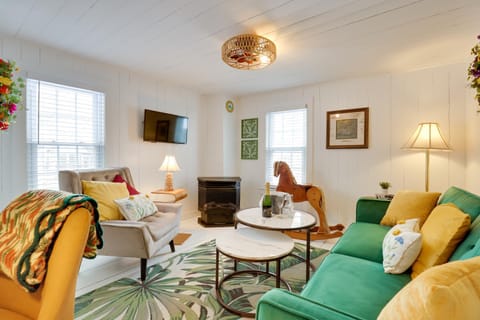 Walk to Eats Mtn-View Hammondsport Hideaway! Apartment in Hammondsport