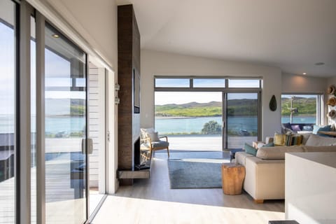 View (from property/room), Living room, Seating area