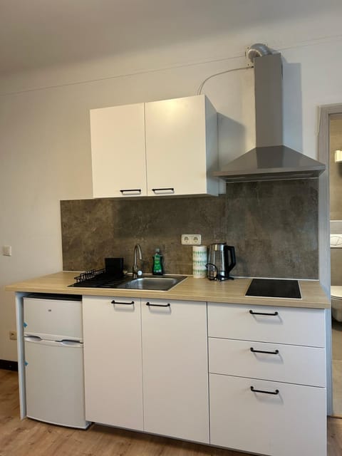 Chambre double chez Zhang Capsule hotel in Luxembourg District, Luxembourg