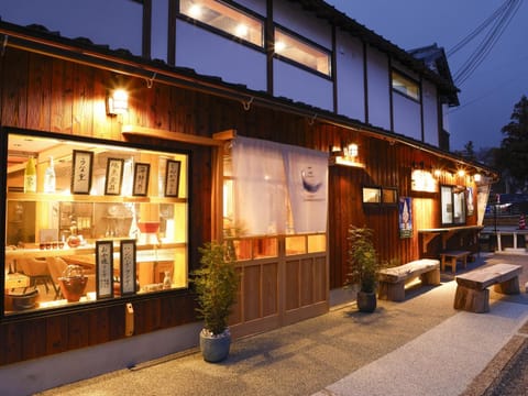 Property building, Night