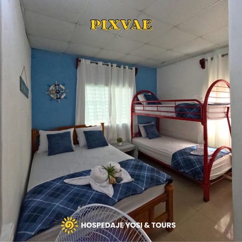 Bed, Photo of the whole room, Bedroom, bunk bed, towels
