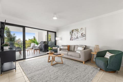 Living room, Seating area, River view