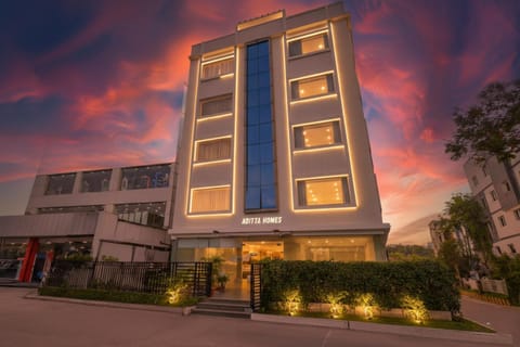 Property building, Facade/entrance