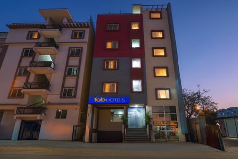 Property building, Facade/entrance