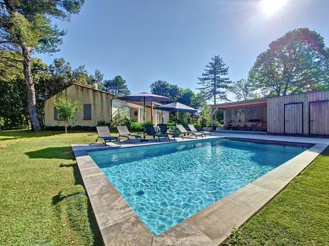 Villa tout équipée - Piscine & pool house - CLIM Villa in Uzes