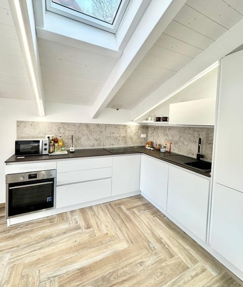 Hostdomus - Bellavista Apartment in Pietra Ligure