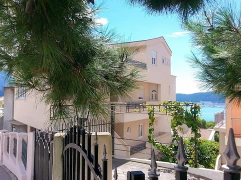 Comfort Apartments Apartment in Montenegro