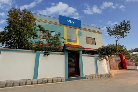 Property building, Facade/entrance