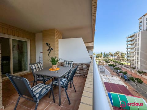 View (from property/room), Balcony/Terrace, Dining area