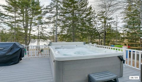 Hot Tub, Balcony/Terrace