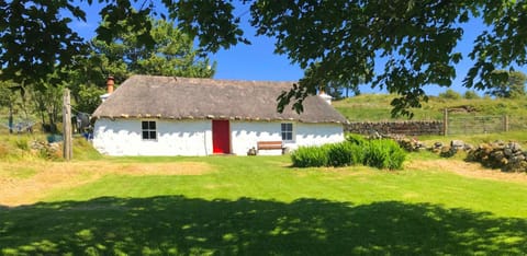 Property building, Spring, Day, Natural landscape, Garden view
