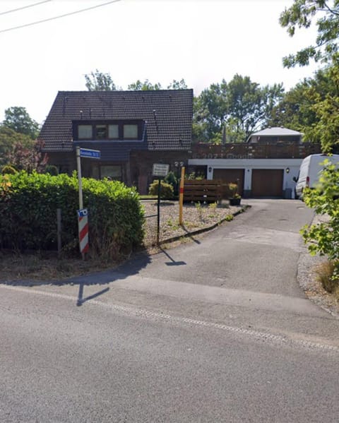 Property building, Street view