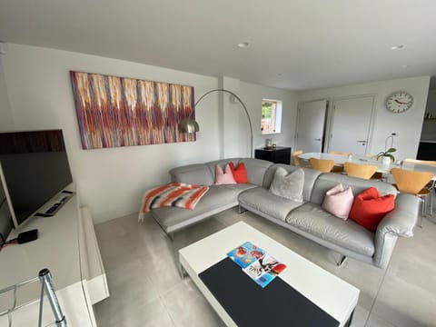 Saxon Lodge, Luxury Retreat in Winchester, HotTub! House in Winchester