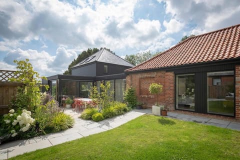 Saxon Lodge, Luxury Retreat in Winchester, HotTub! House in Winchester