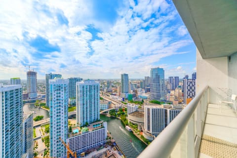 Balcony/Terrace, Seating area, City view