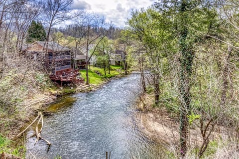 Day, Natural landscape, View (from property/room), Mountain view, River view