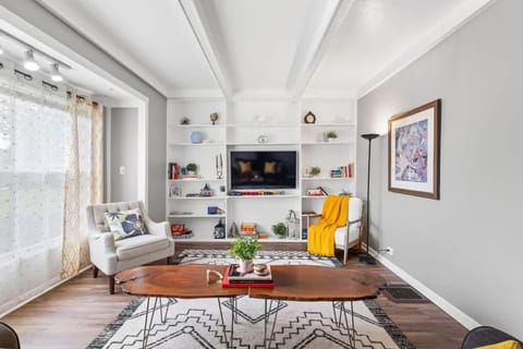 Double the Space for Large Groups Entire Duplex House in Lakewood