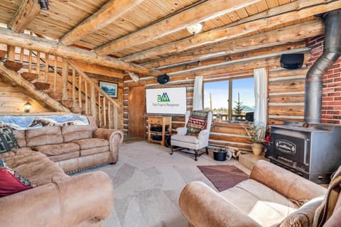 Amazing 3200Sq ft Upgrade Log Cbn GameRoom HotTub House in Park County