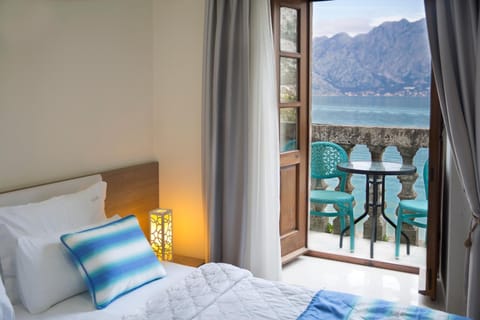 Bed, Balcony/Terrace